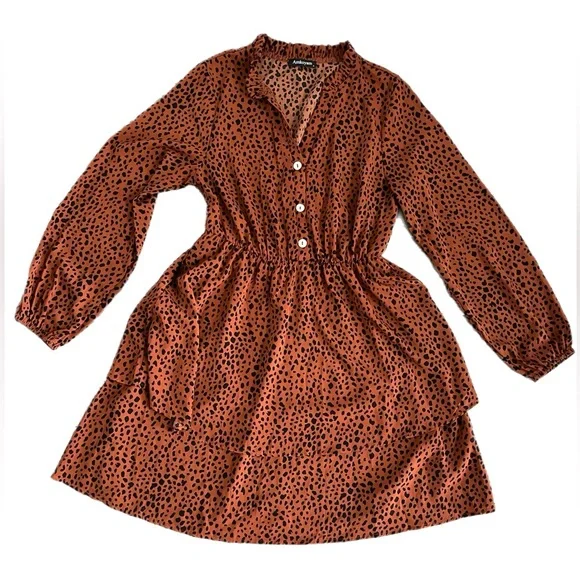 Gorgeous tiered animal print dress - Picture 2 of 9